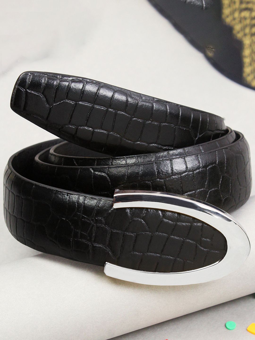 PELUCHE Men Textured Leather Belt
