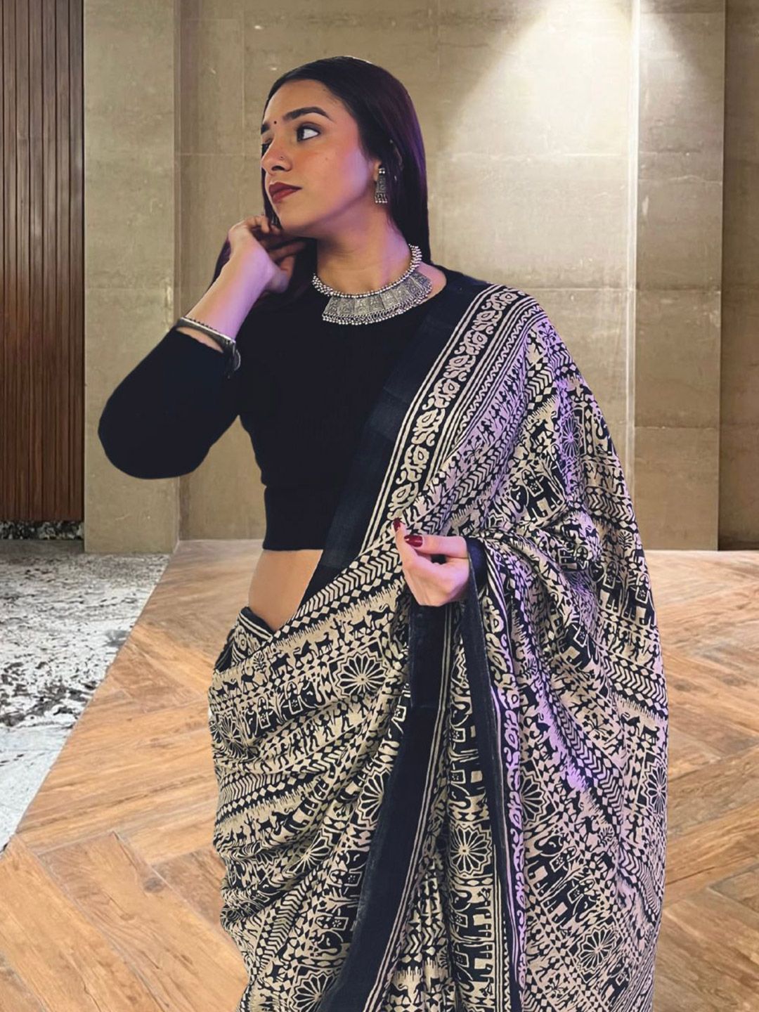 Ethnic Motifs Printed Saree 6