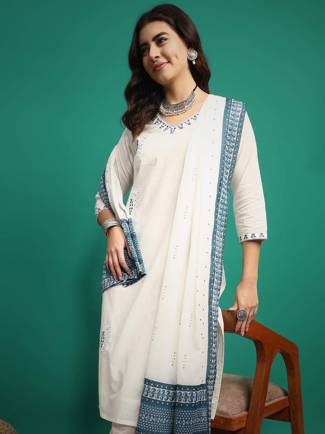 V.S.Creation Floral Printed Thread Work Straight Kurta with Trouser And Dupatta