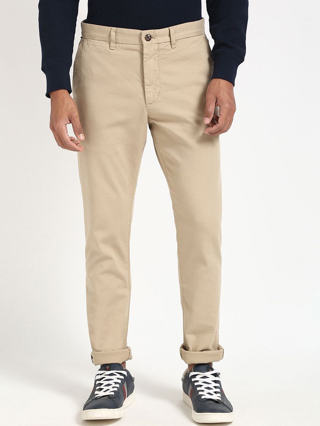 Tommy Hilfiger Men Mid-Rise Chinos Trousers