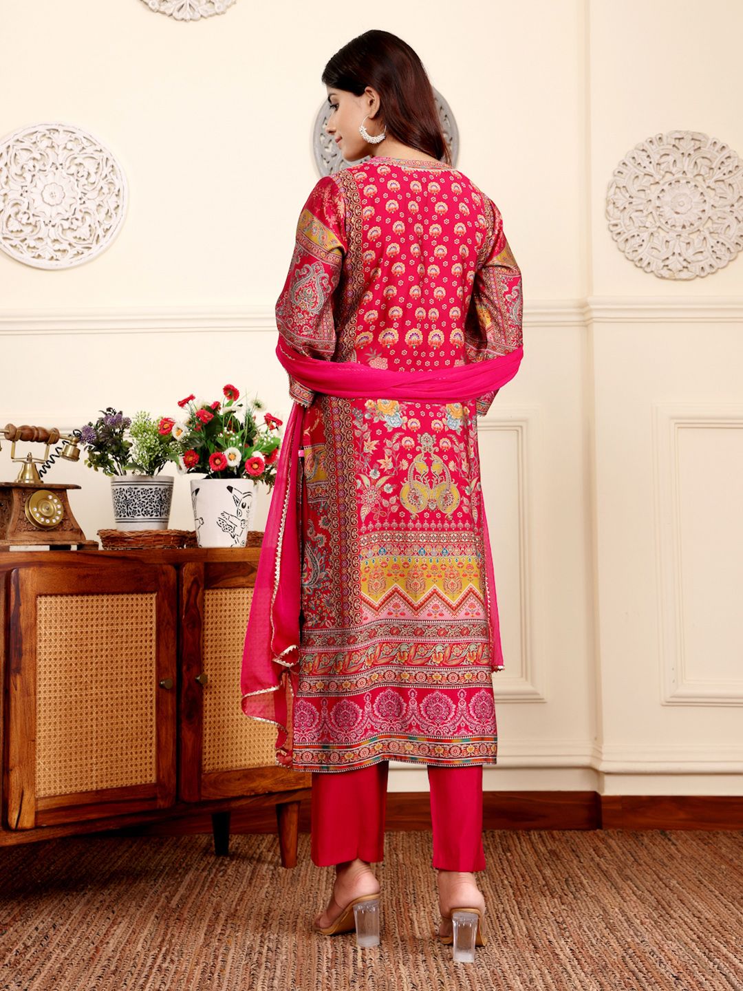 Ethnic Motifs Printed Gotta Patti Chanderi Silk Kurta With Trousers And Dupatta 5