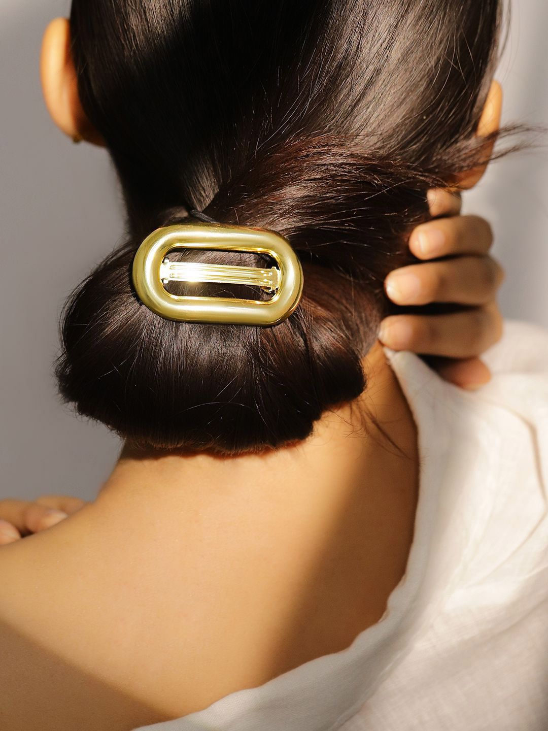 Rubans 18K Gold Plated Bold Oval Hair Clip - Luxe Statement Hair Accessory for Women