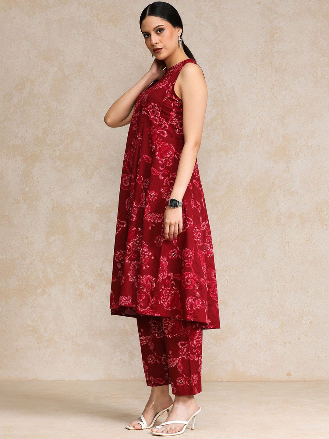 Women Ethnic Motifs Printed Regular Pure Cotton Kurta with Trousers 4