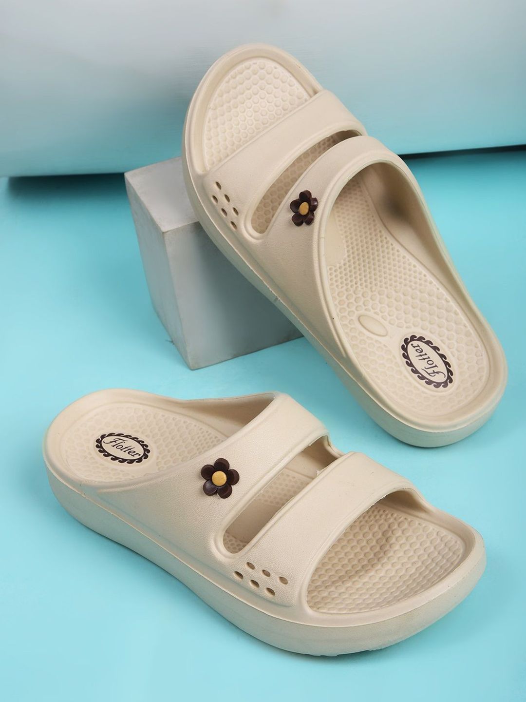 Action Women Slip-On