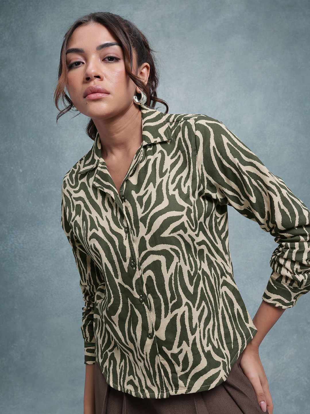 The Roadster Lifestyle Co. Women Animal Printed Shirt