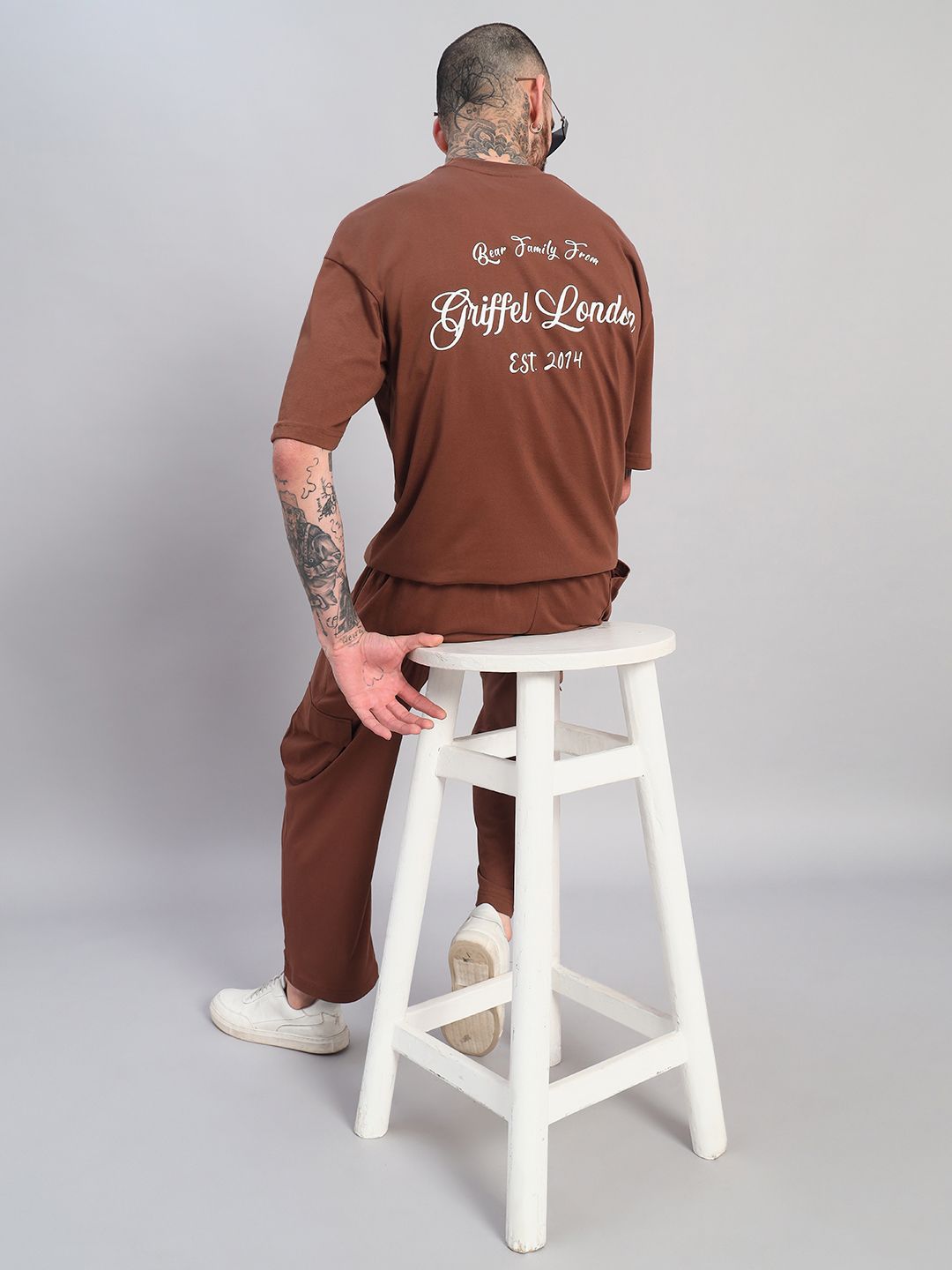 GRIFFEL Men Printed Drop-Shoulder Sleeves Ultralite T-shirt