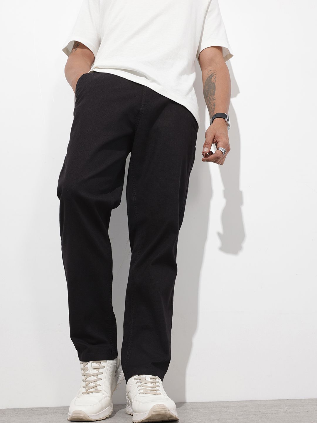 The Roadster Lifestyle Co. Men Relaxed Fit Joggers Trousers