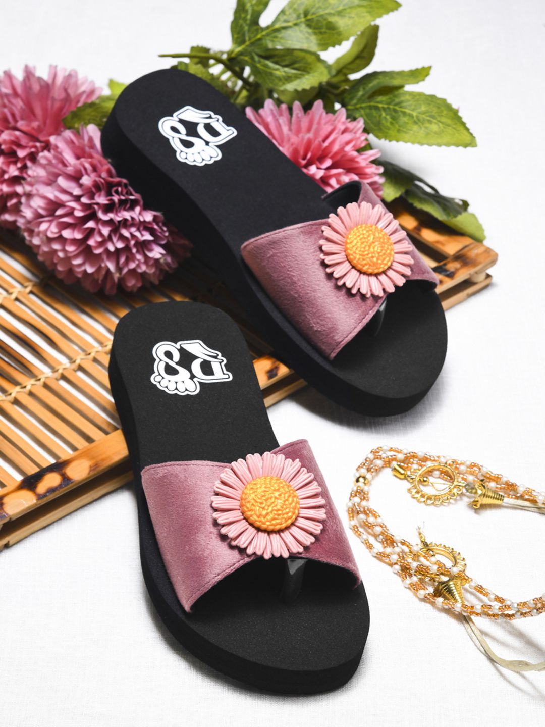 Rasambh Sunflower Women Sliders