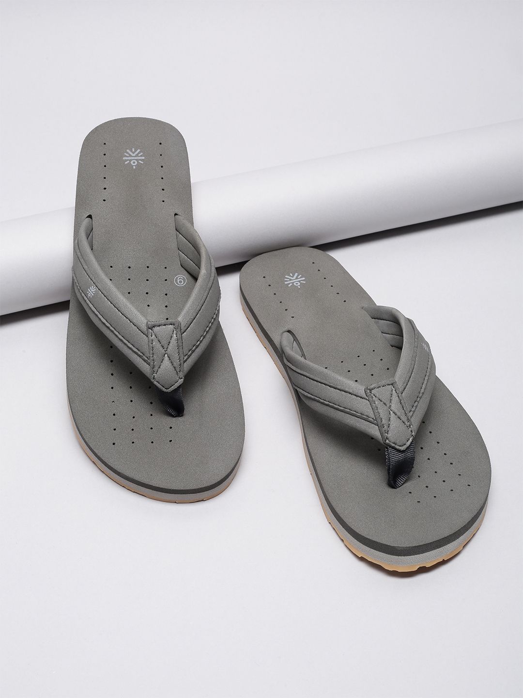 CULT Men's Breez Flip Flops - Grey