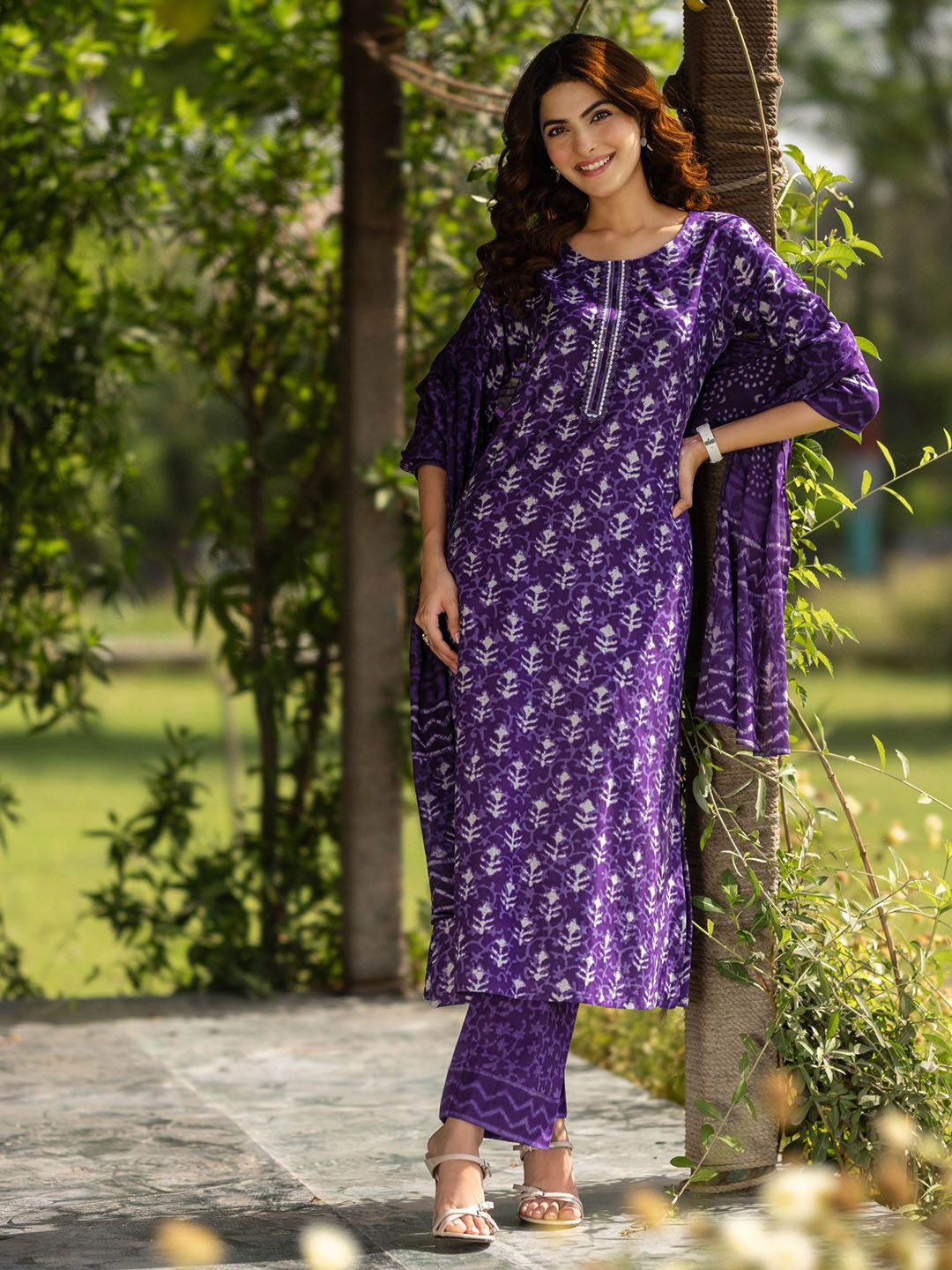 Libas Women Floral Printed Kurta with Trousers & Dupatta