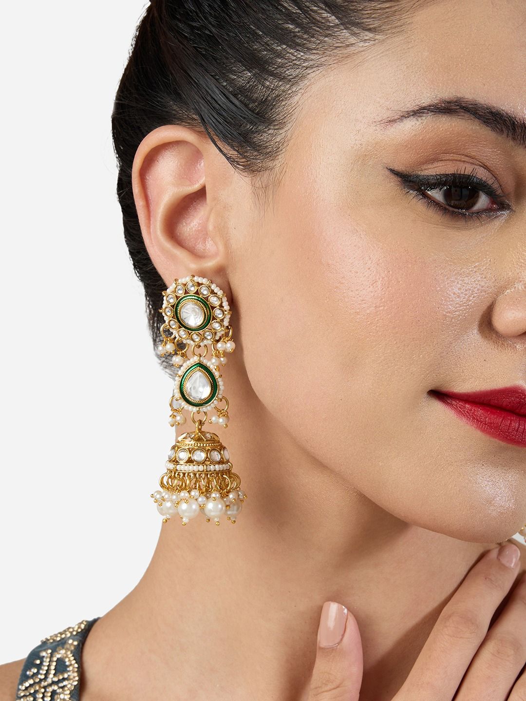 Zaveri Pearls Gold-Plated Kundan & Cluster Pearls Studded Dome Shape Jhumkas