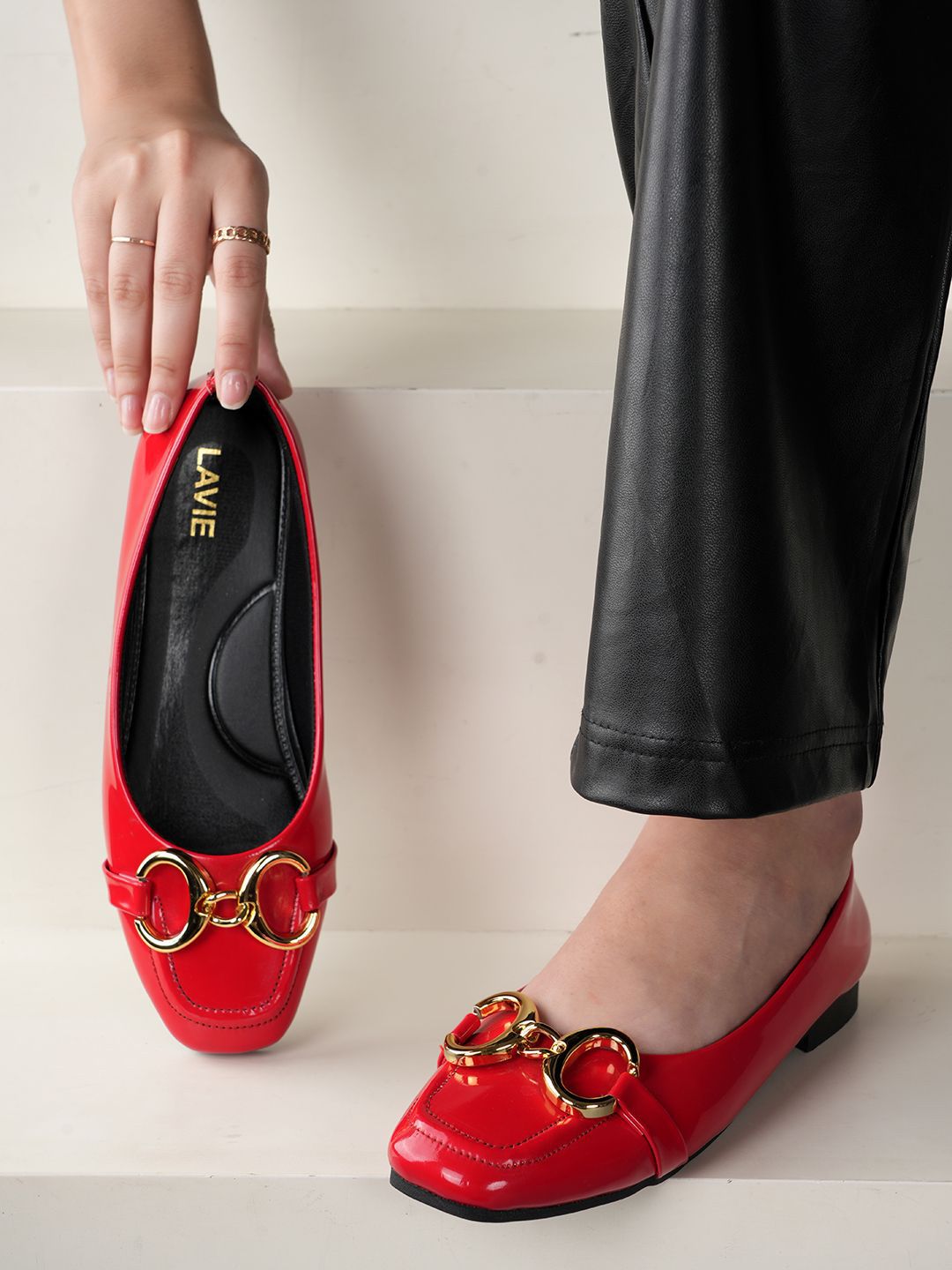 Lavie Women Synthetic Mojaris with Buckles Flats