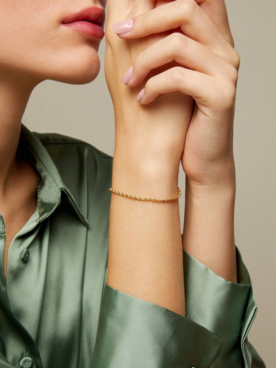 JEWILLEY Gold-Plated Stainless Steel Antique Anti-Tarnish Link Bracelet