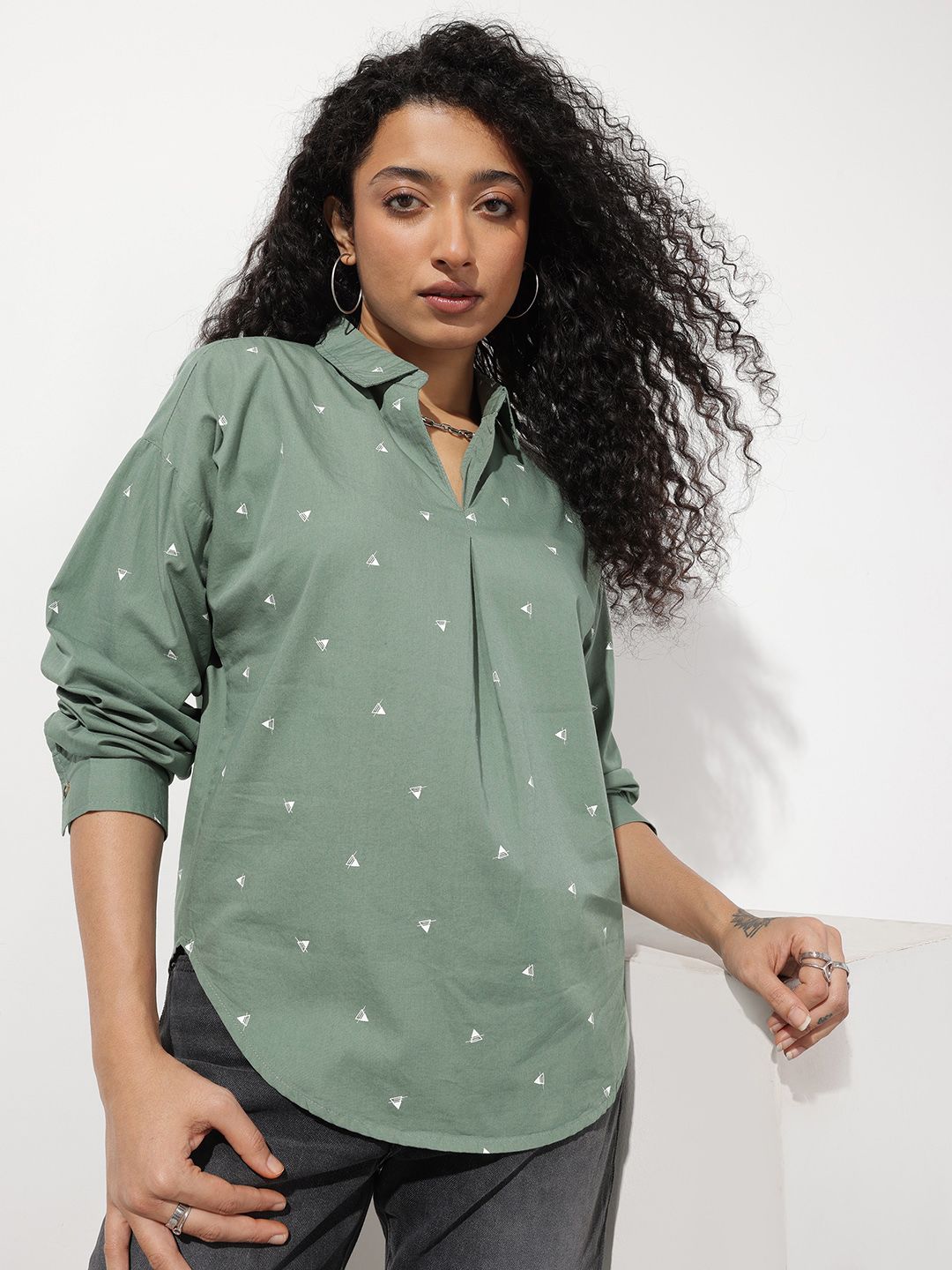 The Roadster Lifestyle Co. Geometric Print Pure Cotton Shirt Style Longline Top