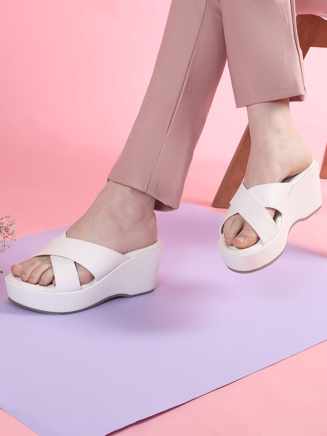 CAMLEE COMFORT Women Cross-Strap Wedge Sandals