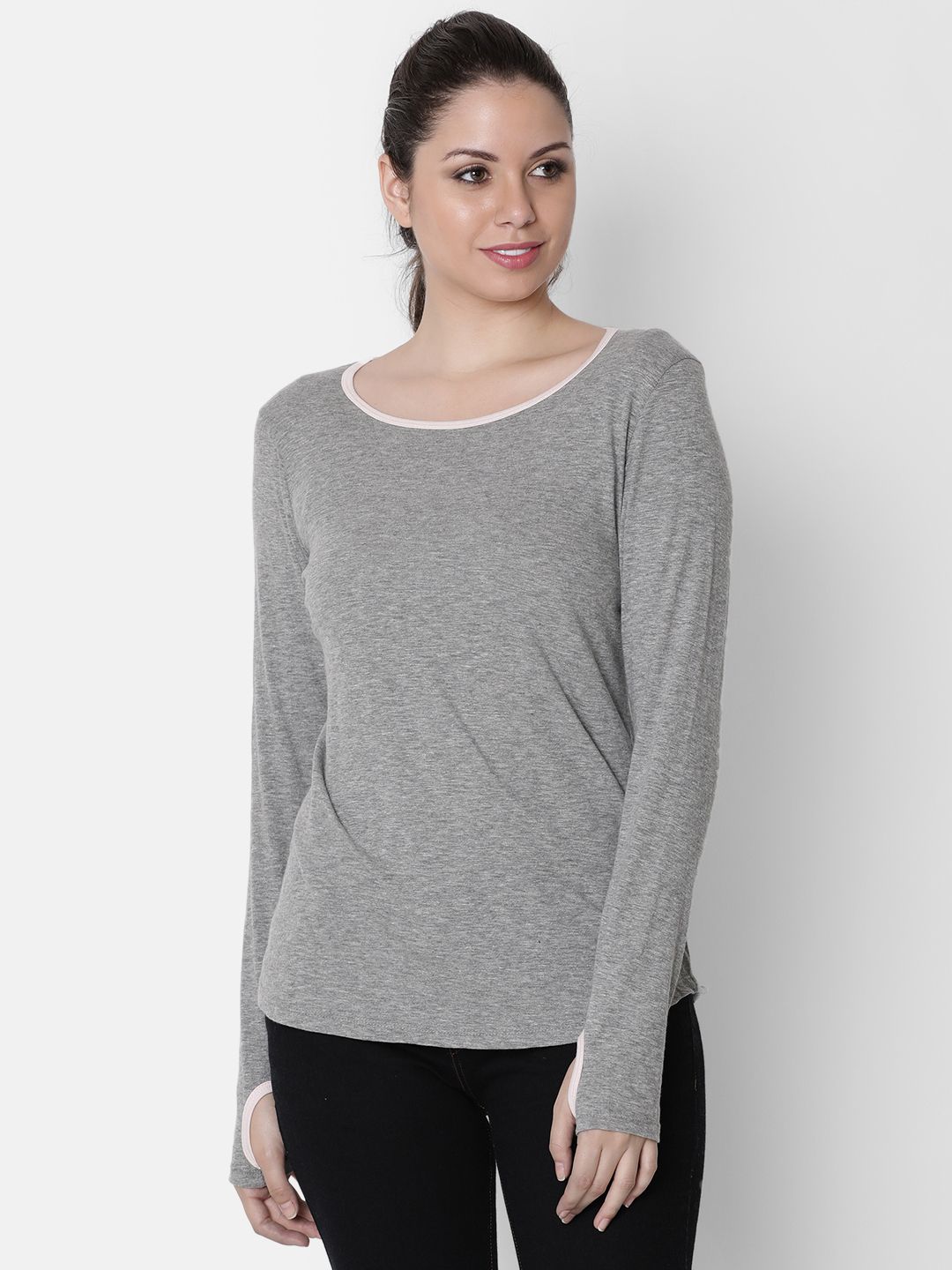 Rute Women Grey Solid Boat Neck Pure Cotton T-shirt