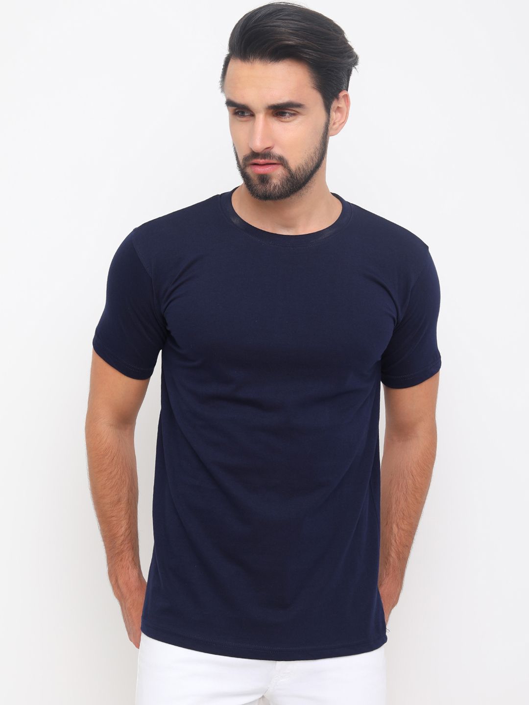 Bushirt Men Navy Blue Solid Round Neck T-shirt