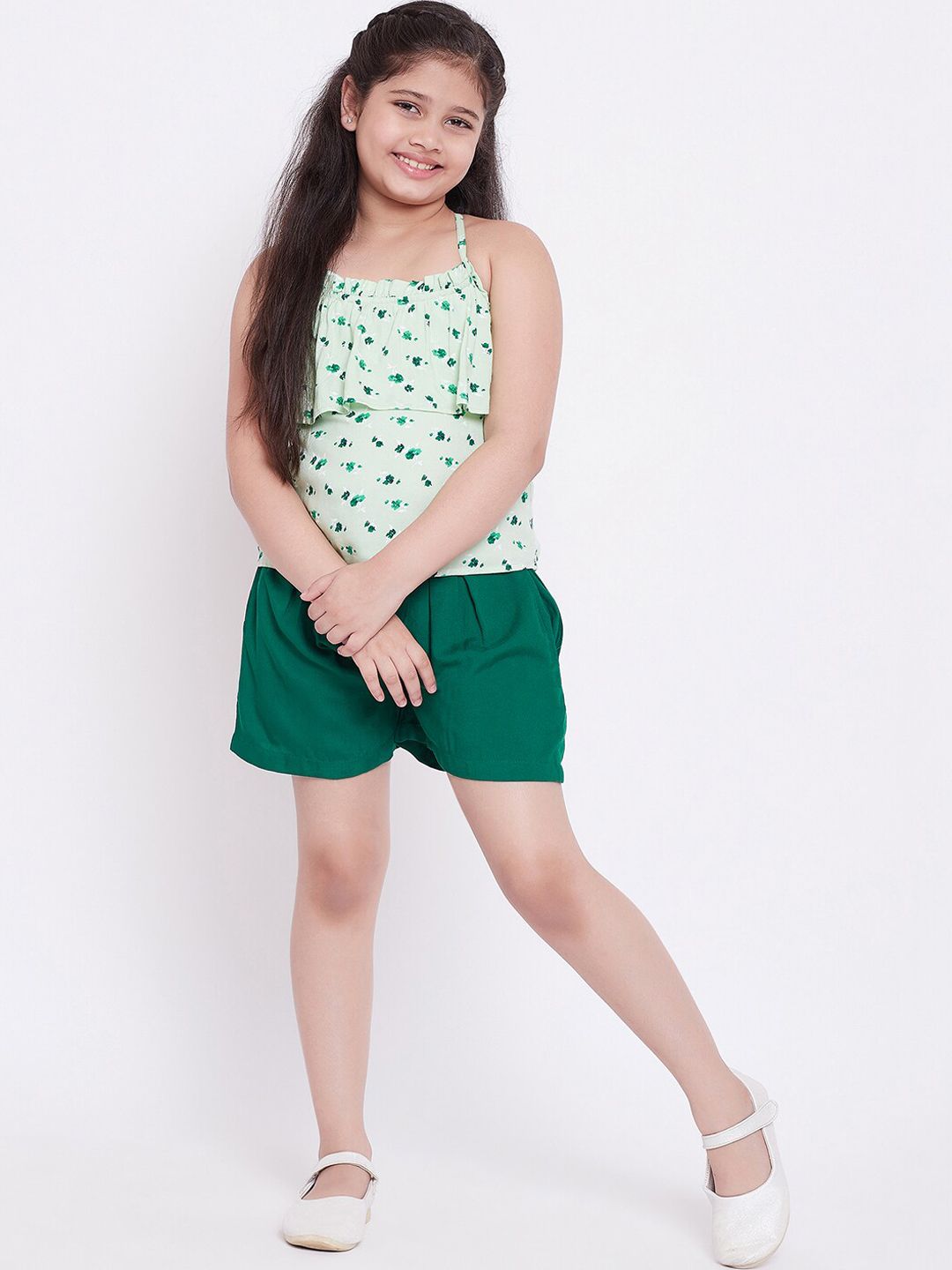 StyloBug Girls Green & White Printed Top with Shorts
