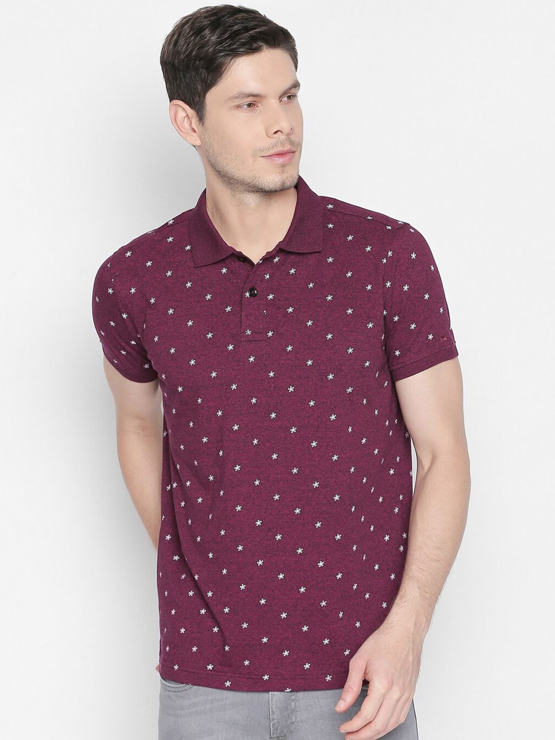 Basics Men Maroon Printed Polo Collar Slim Fit T-shirt