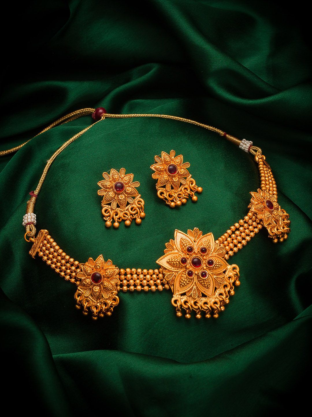aadita Gold-Plated Red Ruby-Studded Beaded Choker Jewellery Set
