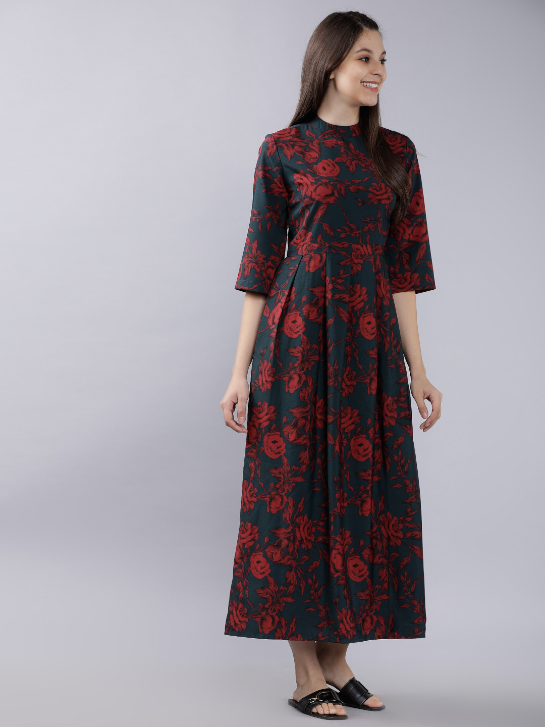 Tokyo Talkies Women Teal & Red Floral Print Maxi Dress