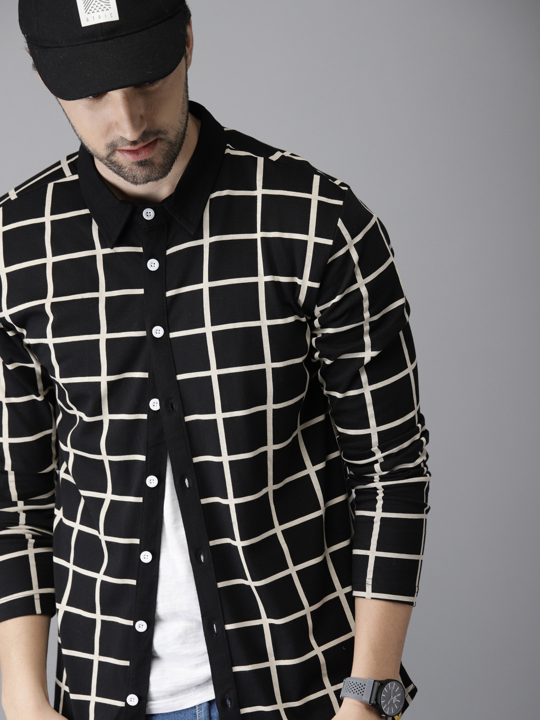 Campus Sutra Men Black & Off-White Standard Regular Fit Checked Casual Shirt