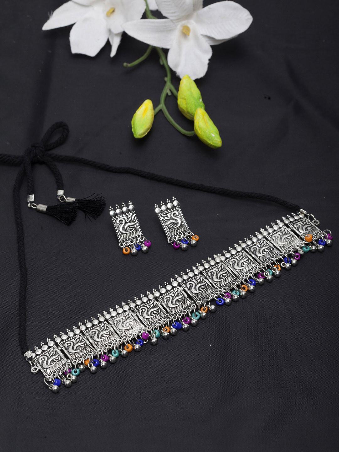 Moedbuille Women Silver-Plated Afghan Jewellery Set
