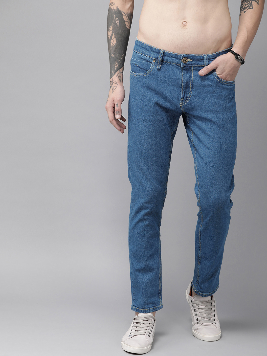 The Roadster Lifestyle Co Men Blue Slim Fit Mid-Rise Clean Look Stretchable Jeans