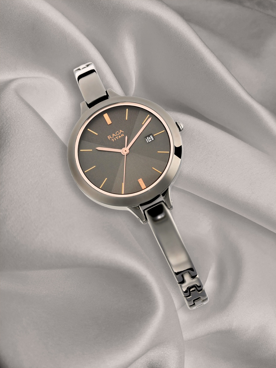 Titan Women Grey Analogue Watch