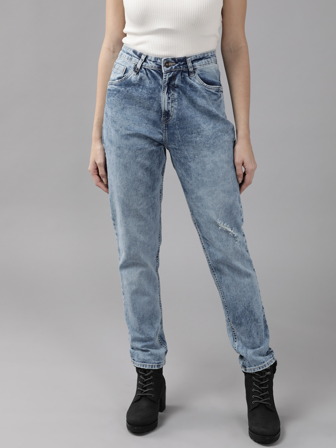 The Roadster Lifestyle Co. Women Boyfriend Fit Mildly Distressed Heavy Fade Jeans