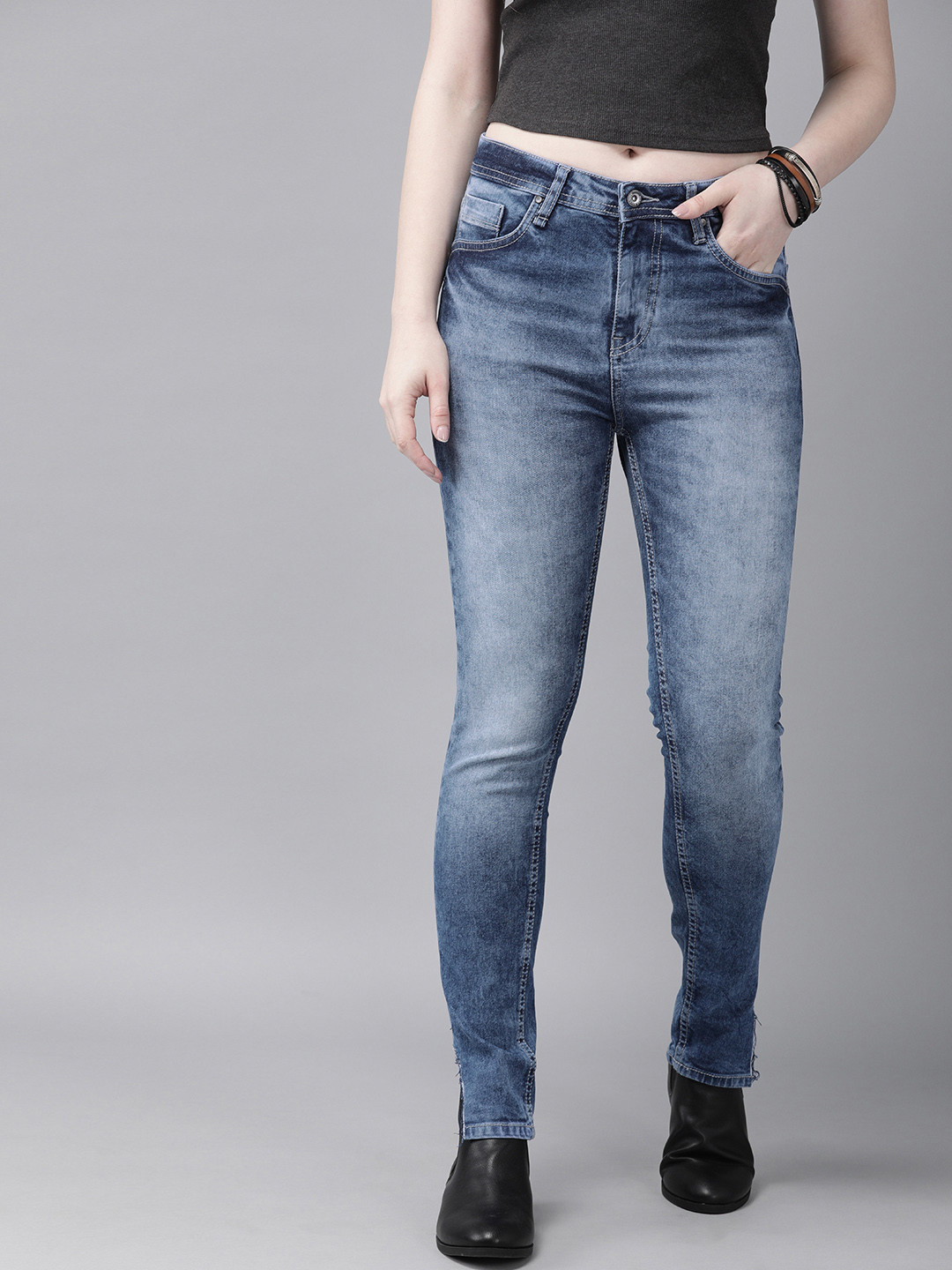 The Roadster Lifestyle Co Women Blue Skinny Fit Mid-Rise Clean Look Stretchable Jeans
