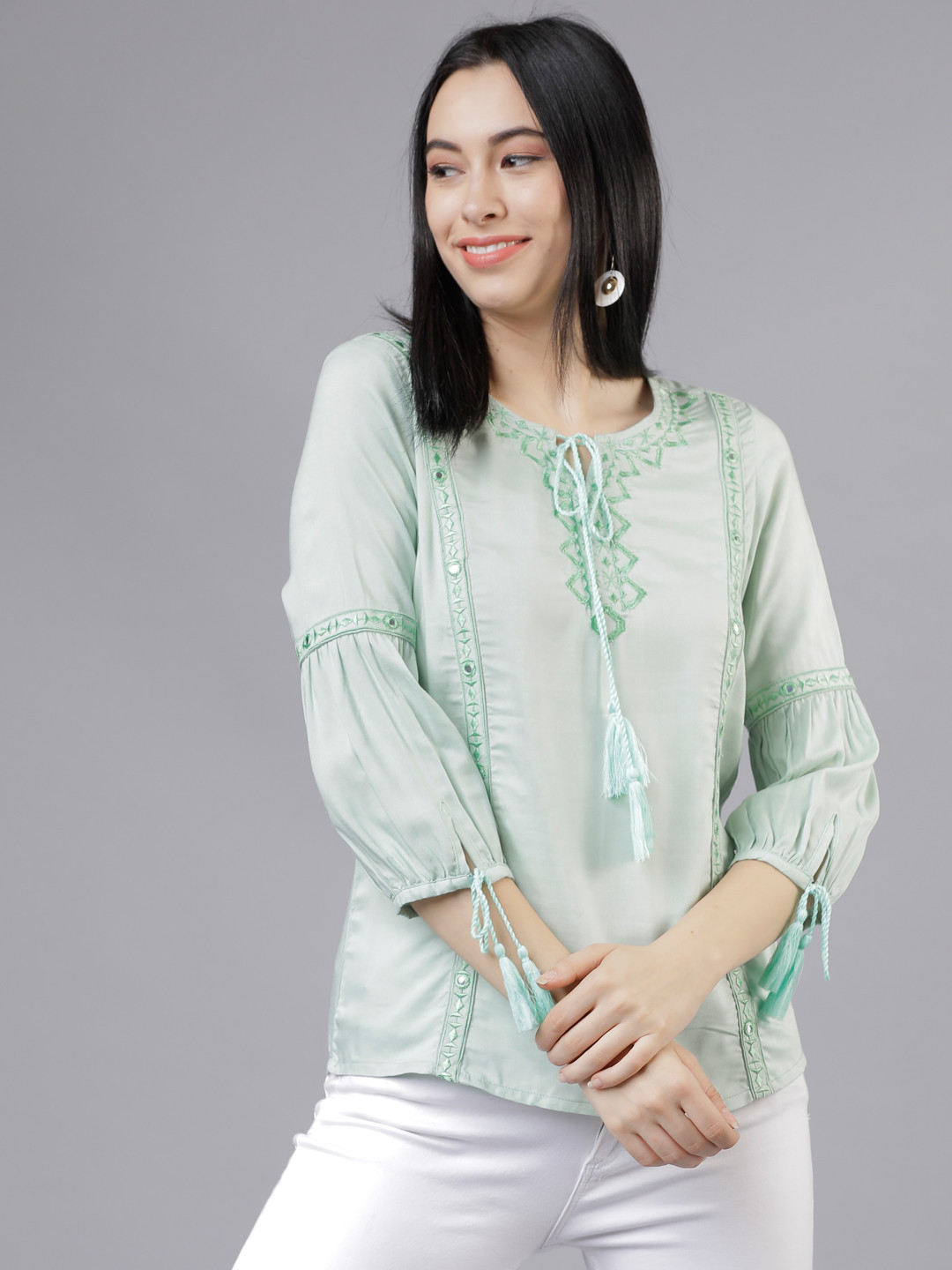 Vishudh Women Green Solid Top