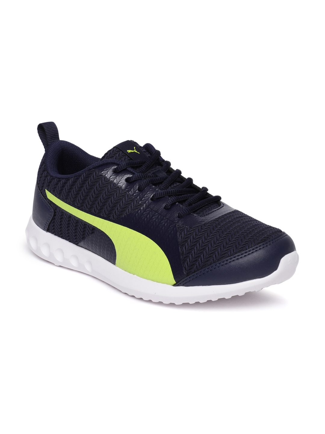 Magnum shop sports shoes