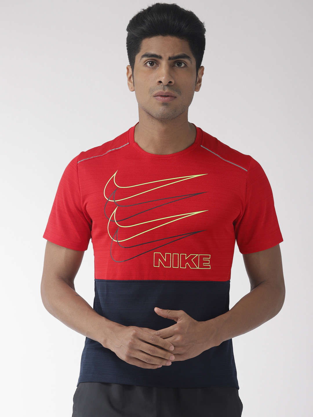Buy Nike Men Red \u0026 Navy Colourblocked 