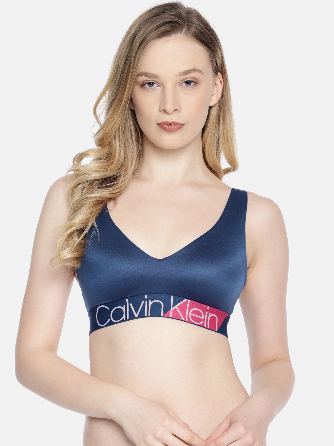  Calvin Klein Underwear Womens Modern Cotton Lightly Non-Wired  And Non Paded Lined Bralette