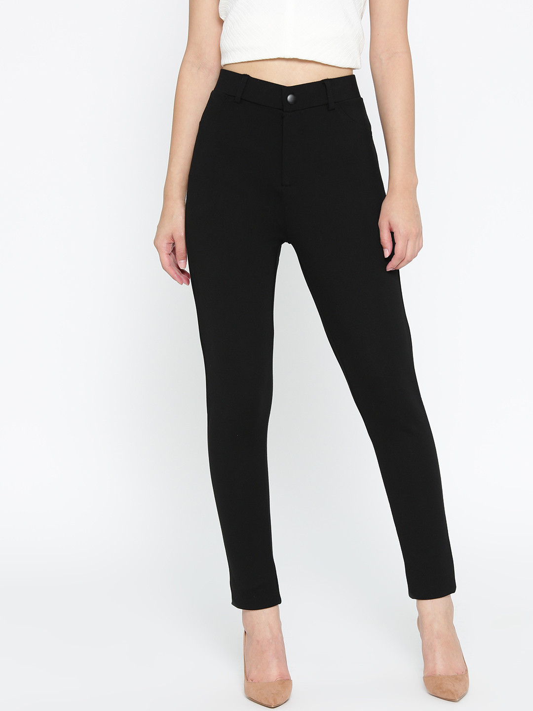 AURELIA Women Black Solid Cropped Trousers