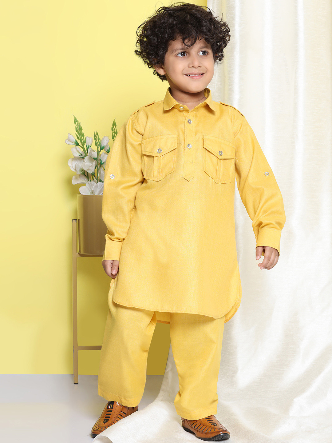 Aj DEZInES Boys Yellow Solid Kurta with Pyjamas