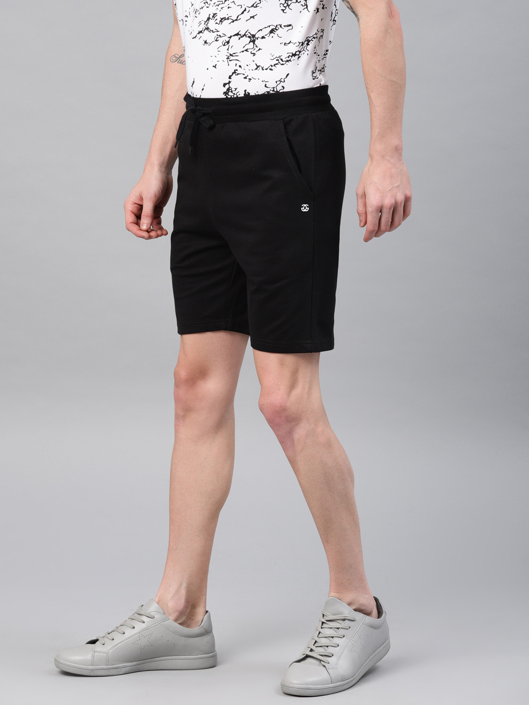 Genius18 Men Black Solid Regular Fit Regular Shorts