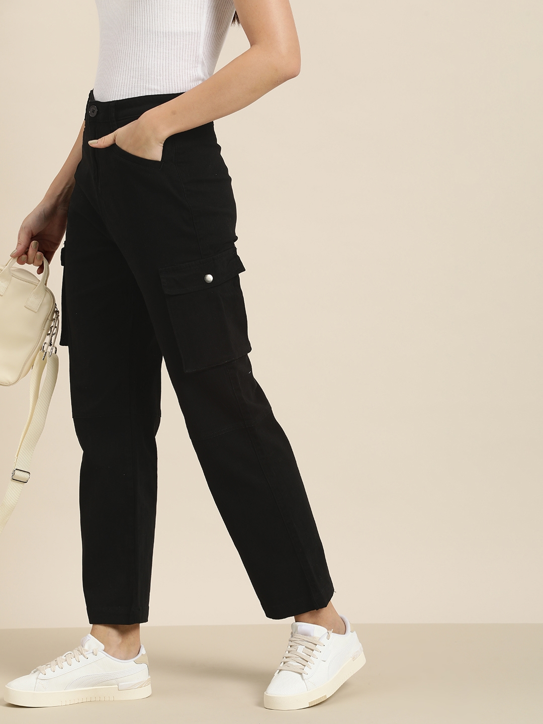 Buy Moda Rapido Women Solid Slim Fit Cargo Trousers - Trousers For Women  10259673 | Myntra