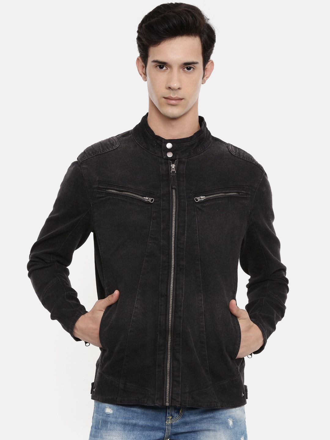 Buy Wrangler Men Black Solid Denim Slim Fit Jacket - Jackets for Men  10267185 | Myntra