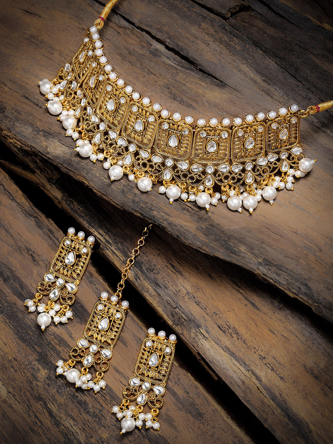 Zaveri Pearls Gold-Toned Kundan Studded Jewellery Set