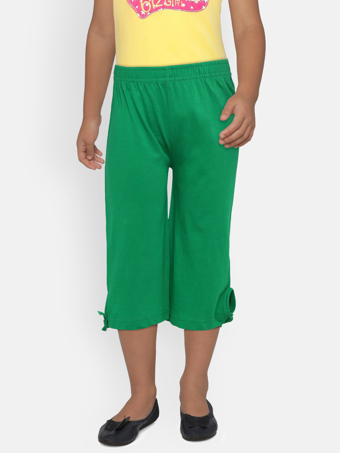 SINI MINI Girls Green Solid Regular Fit Capris