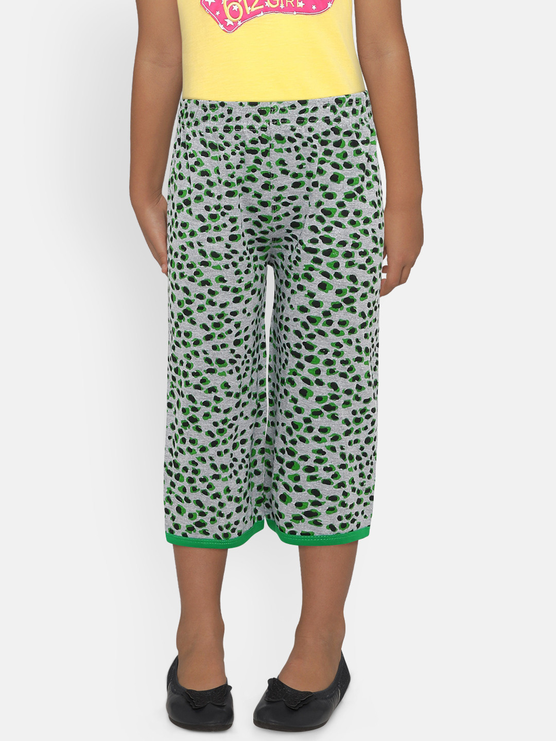 SINI MINI Girls Grey & Green Printed Regular Fit Capris