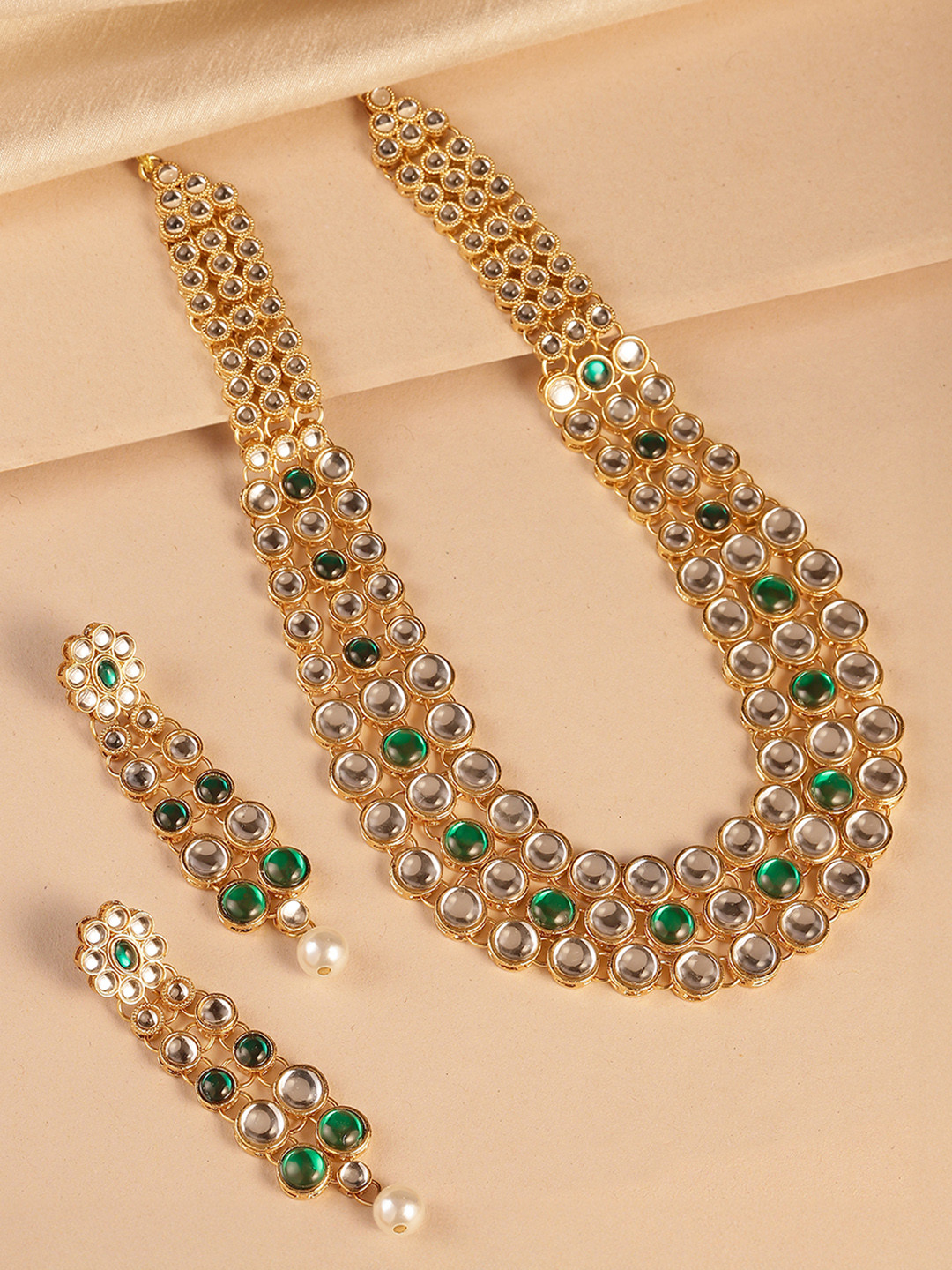 Peora Gold-Plated & Green Kundan and Pearl- Studded Jewellery Set