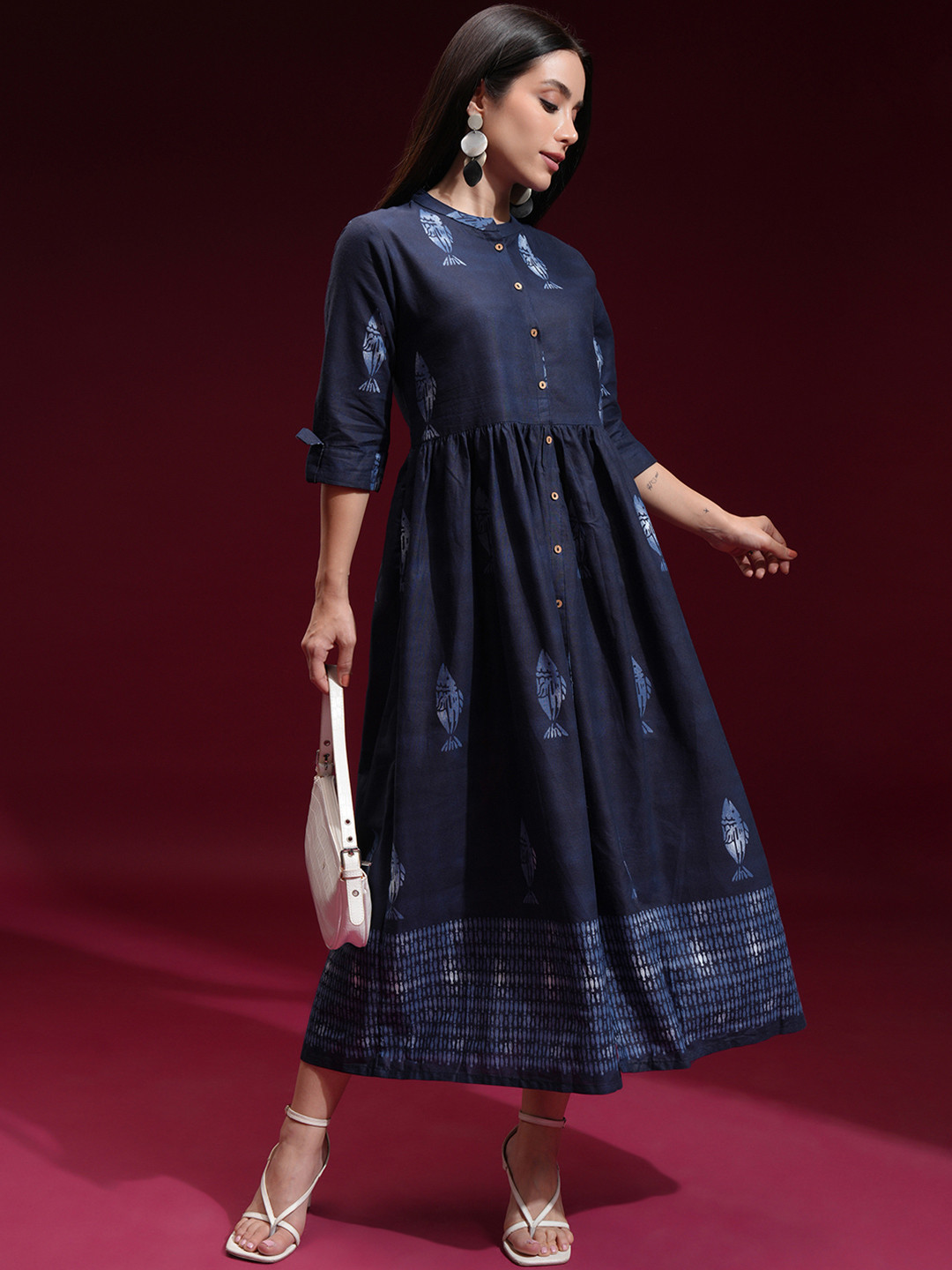 Vishudh Women Navy Blue & White Dyed A-Line Dress
