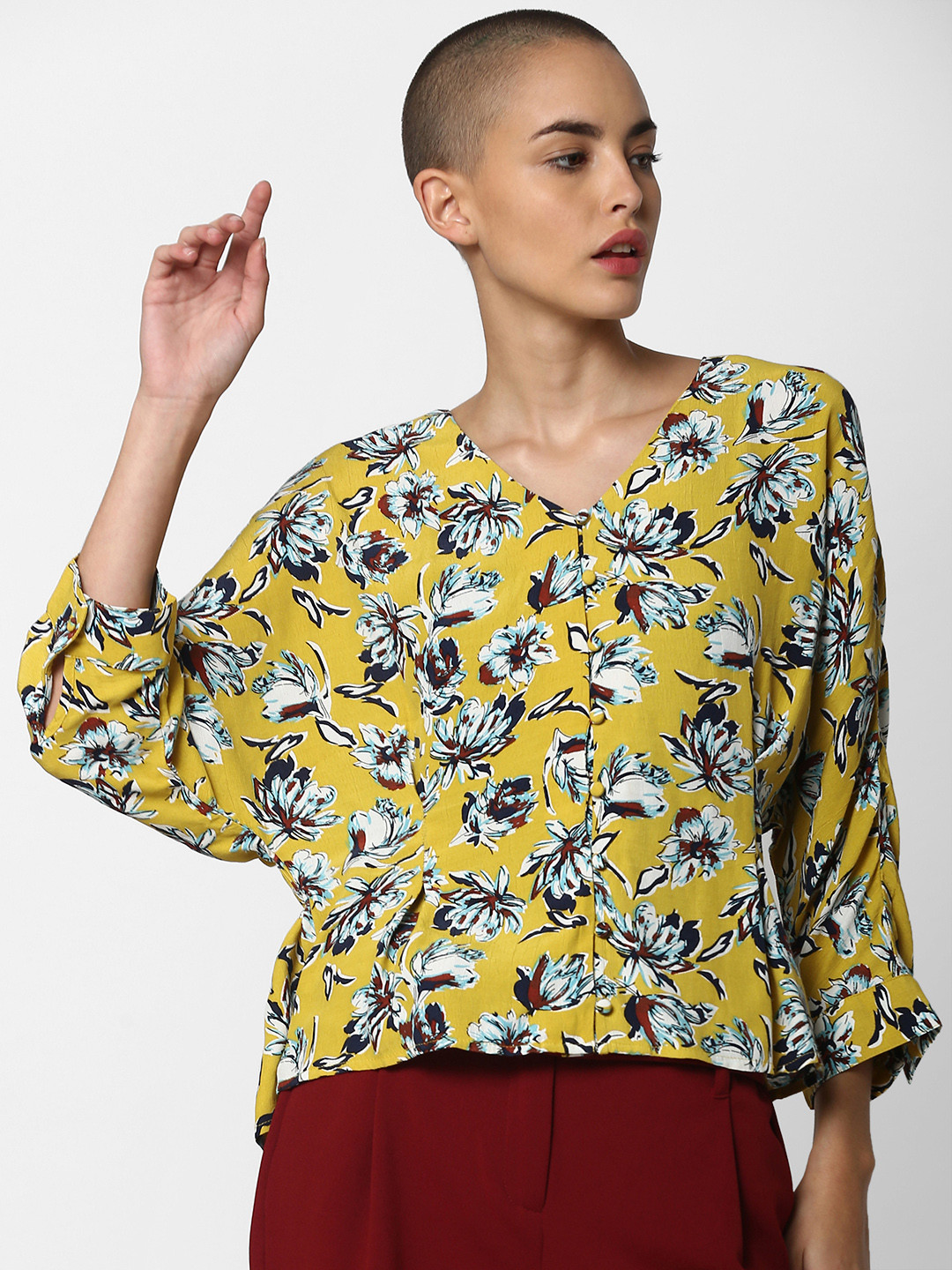 ONLY Women Green & White Floral Printed High-Low Top