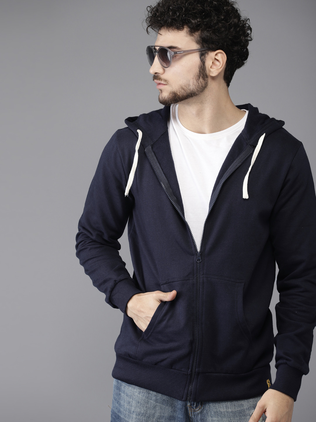 Campus Sutra Men Navy Blue Solid Hooded Sweatshirt