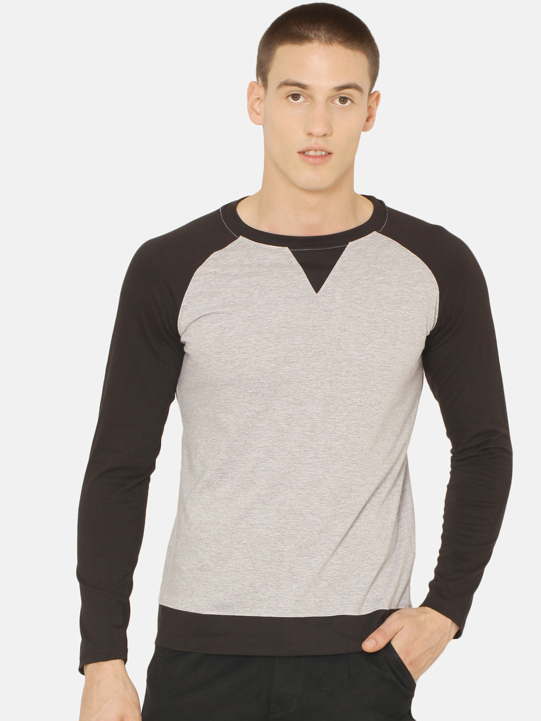 ARISE Men Grey Solid Round Neck Pure Cotton T-shirt
