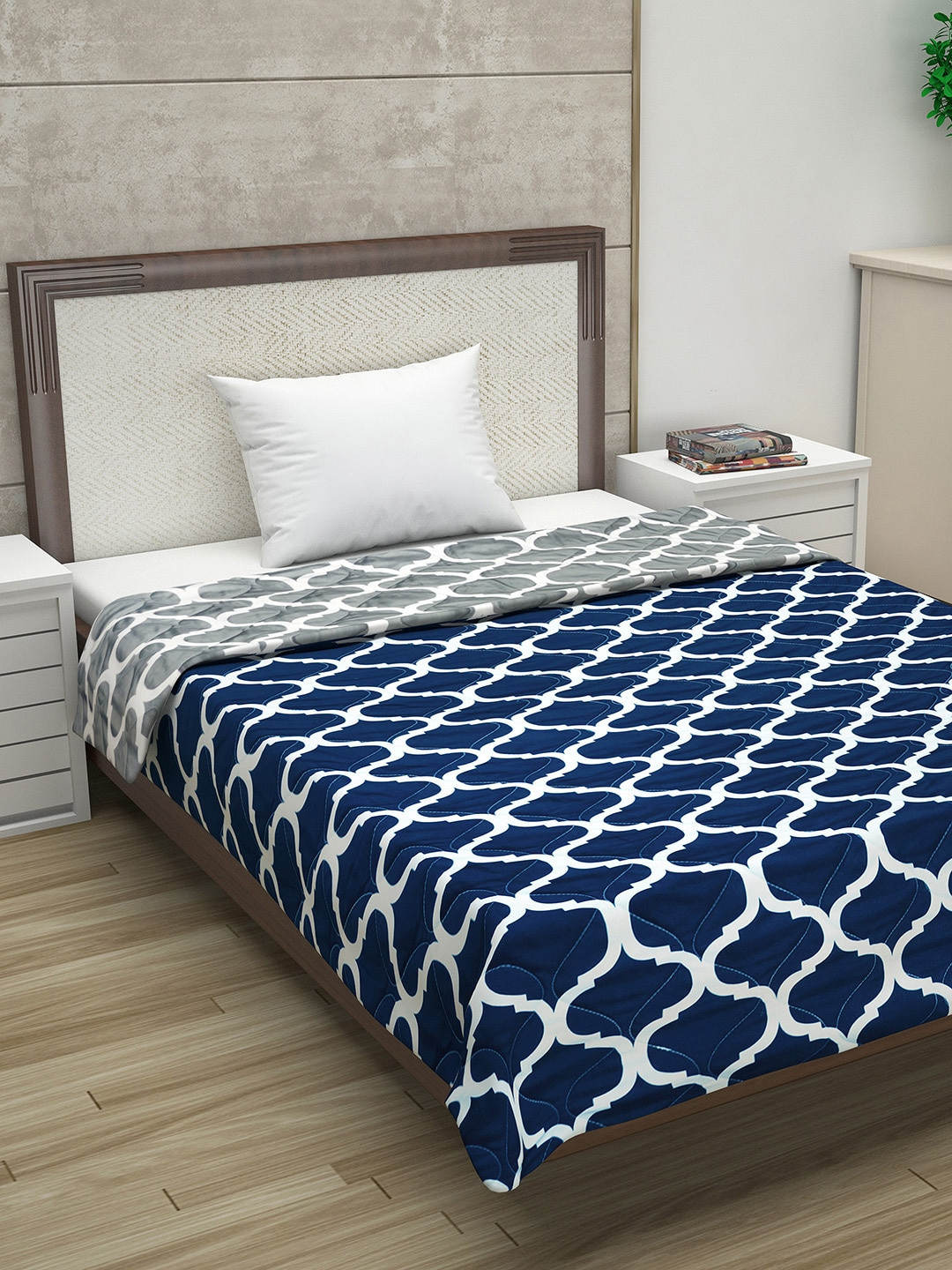 Divine Casa Navy Blue & Grey Abstract Mild Winter 110 GSM Reversible Single Bed Comforter
