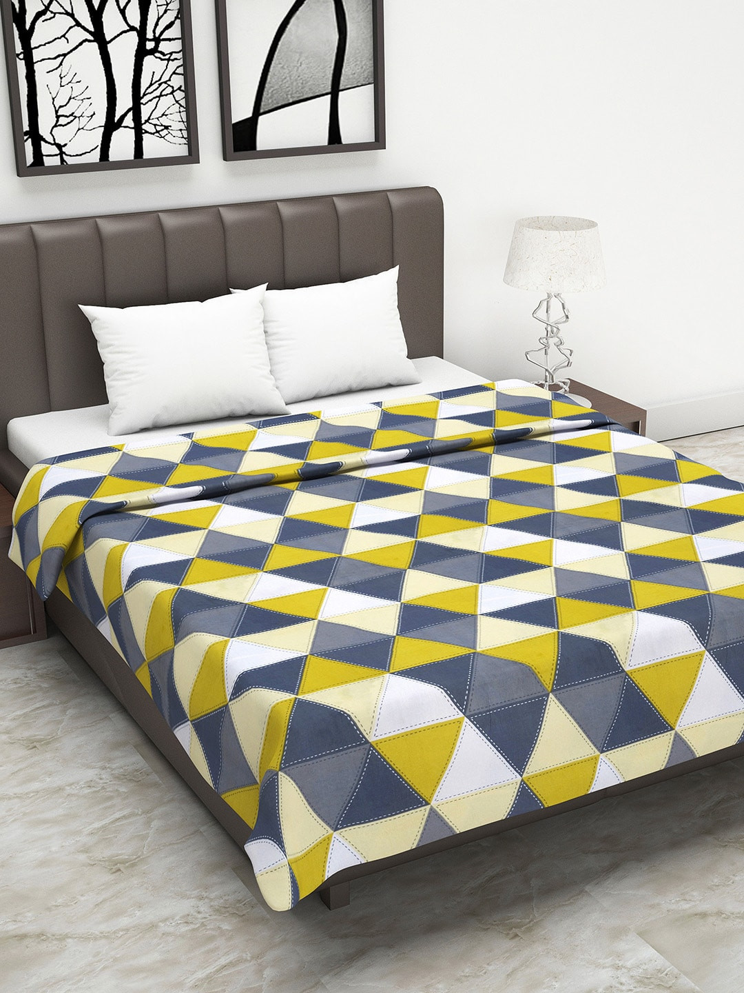 Divine Casa White & Blue Geometric AC Room 110 GSM Double Bed Dohar